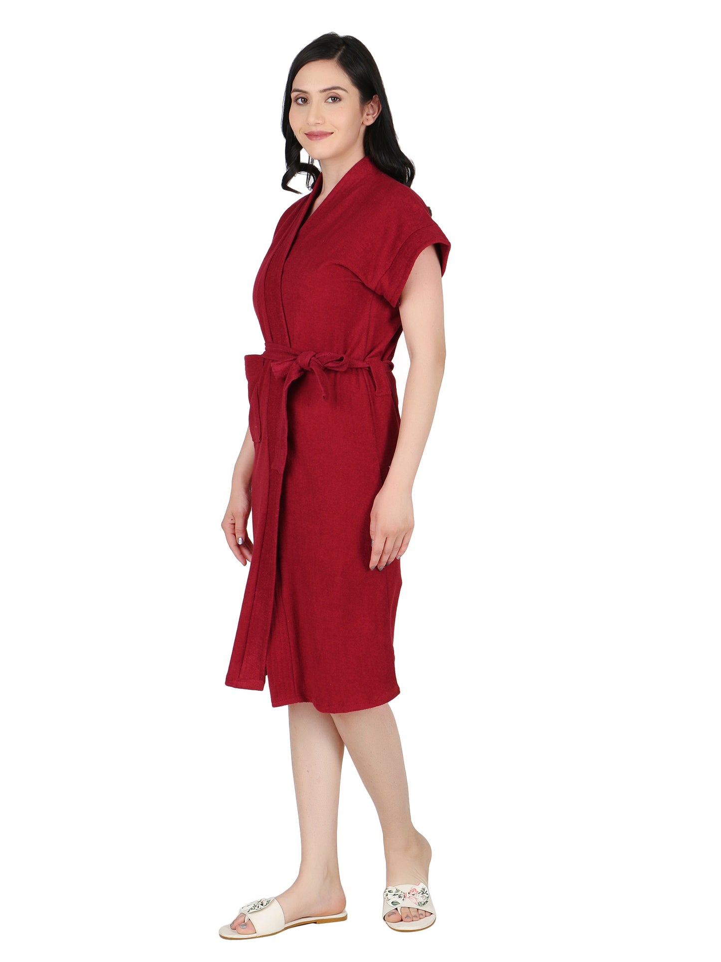 Soft & Absorbent Bathrobe for Women – Comfortable Spa & Lounge Wear (Maroon)