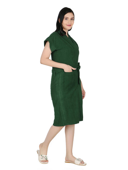 Soft & Absorbent Bathrobe for Women – Comfortable Spa & Lounge Wear (Drk Green)